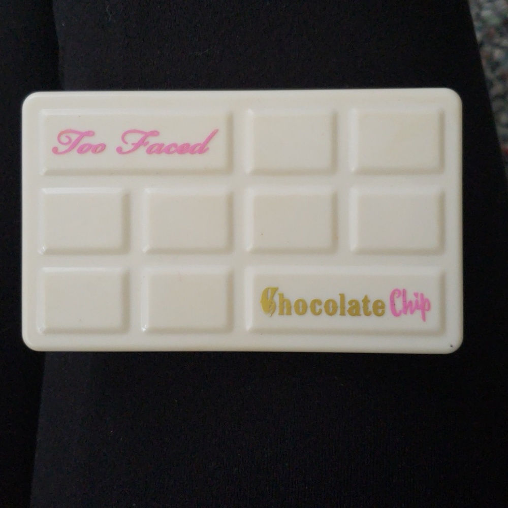 Barely used too faced chocolate chip palette